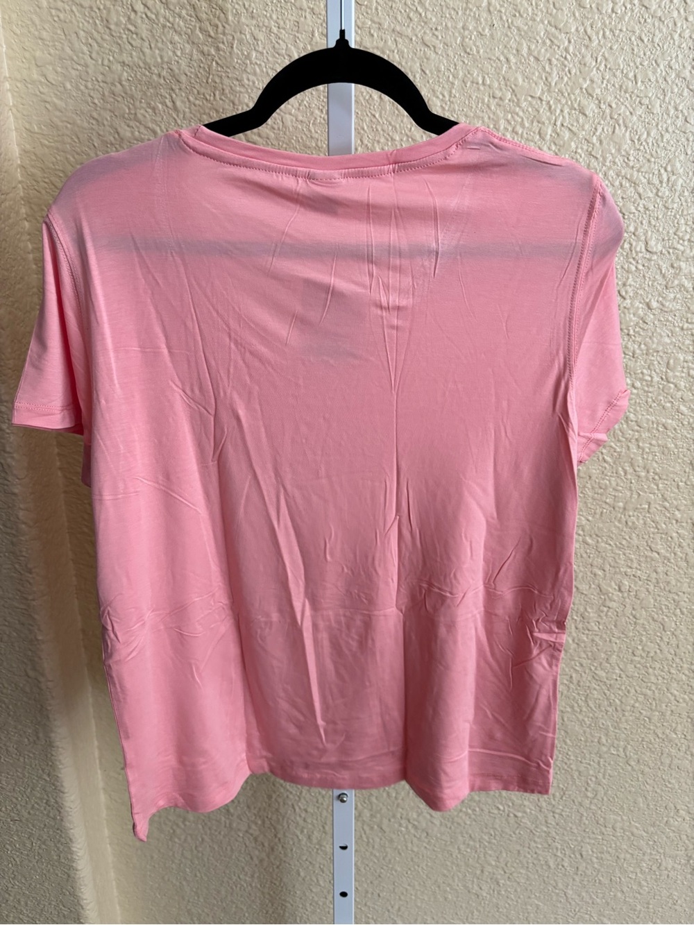 Rip Skirt Hawaii Everyday Short Sleeve T-Shirt Peony Size L NWT - Picture 2 of 9